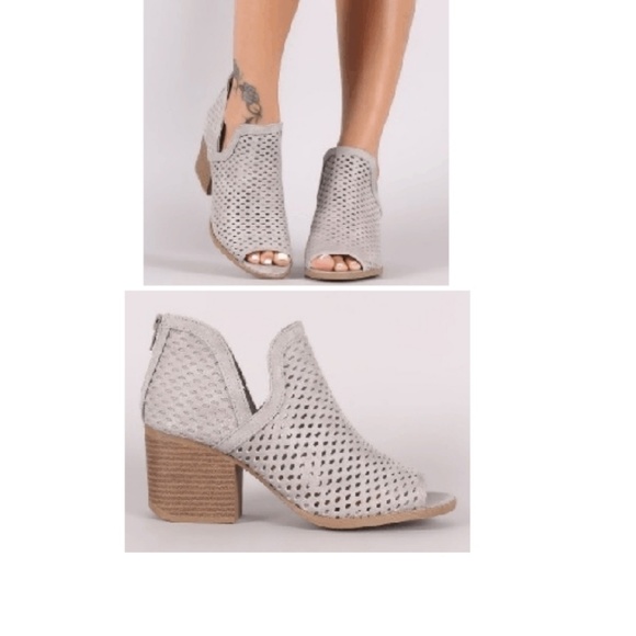 NEW Florence Silver Grey Booties Boots Shoes - Picture 2 of 7